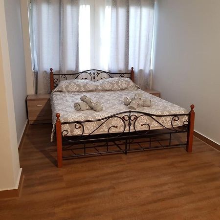 Lux & Cool Apartments Miaoyli Athens Luaran gambar