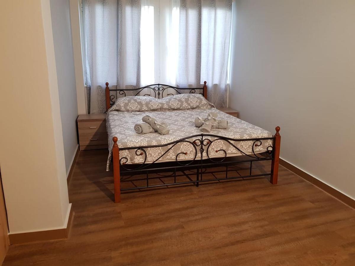Lux & Cool Apartments Miaoyli Athens Luaran gambar